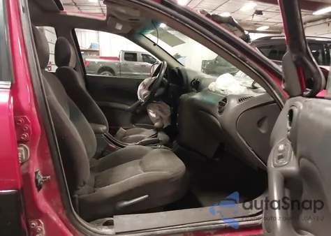 2000 Pontiac Grand Am Se1 z USA, uszkodzony, nr VIN 1G2NF52T5YM795953